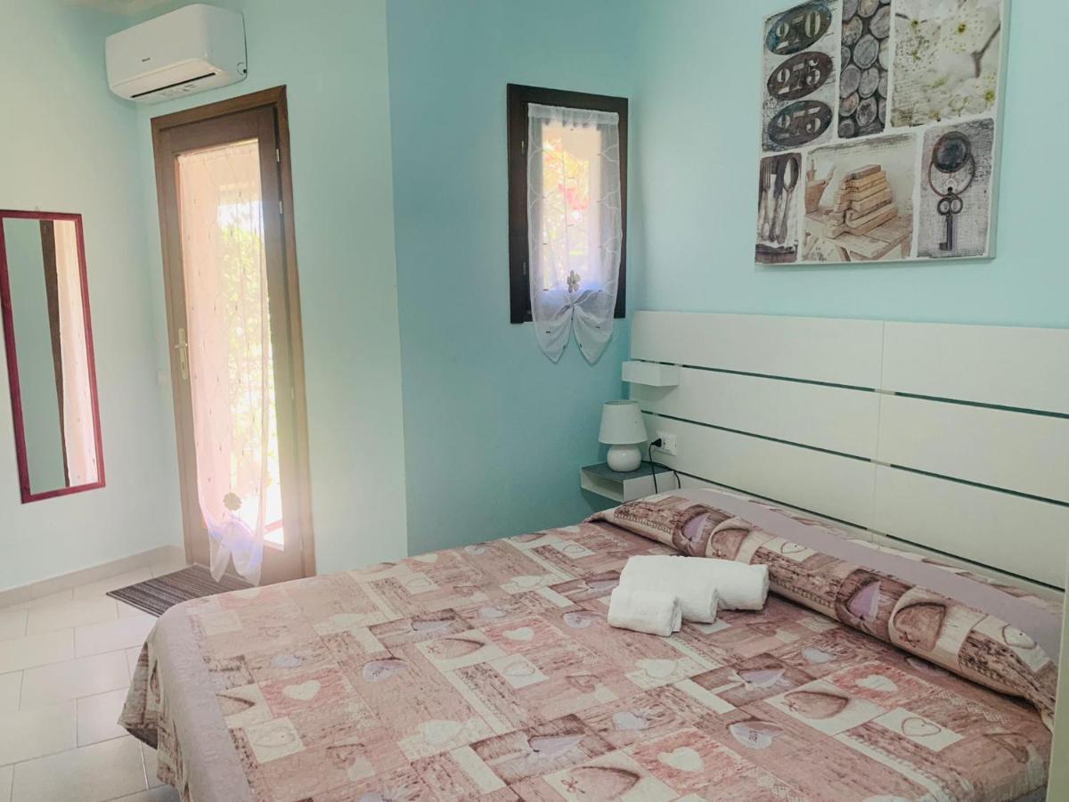 Casa Vacanza Li Menduli San Teodoro San Teodoro  Exteriör bild