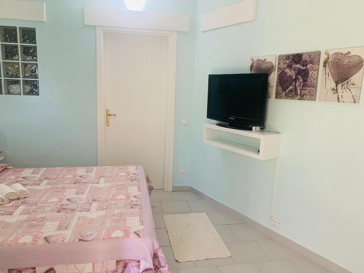 Casa Vacanza Li Menduli San Teodoro San Teodoro  Exteriör bild